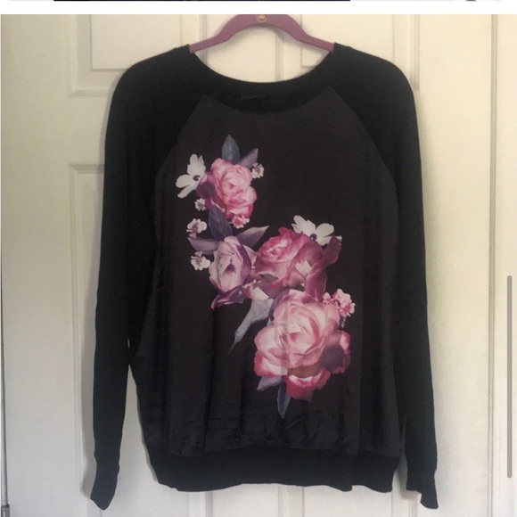 Torrid Black and Pink Floral Sweater with Cozy Knit Fabric size 0X - Picture 7 of 8